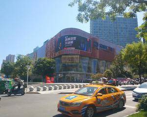 一层一号门内展位