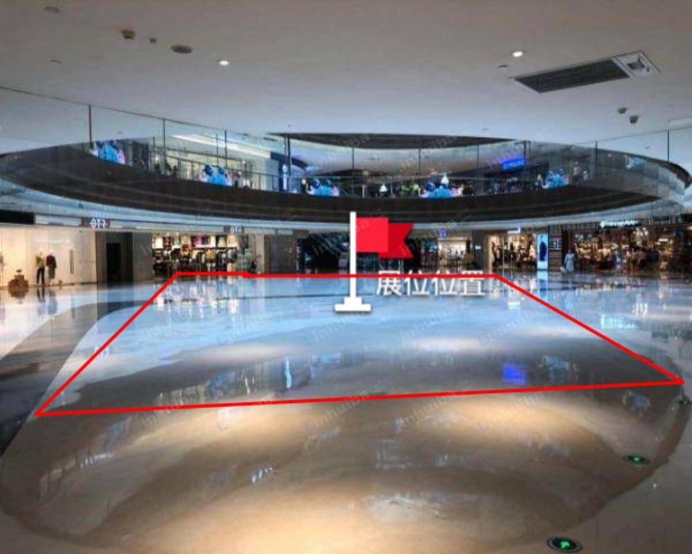 厦门银泰百货集美店 - 一楼大中庭