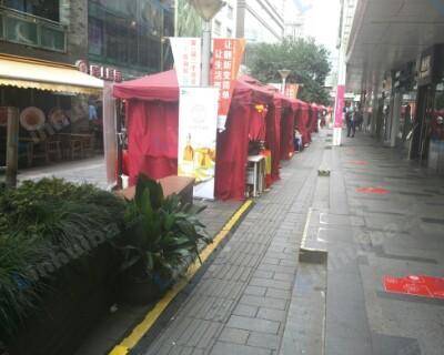 南京西路步行街 - 南京西路吴江路步行街