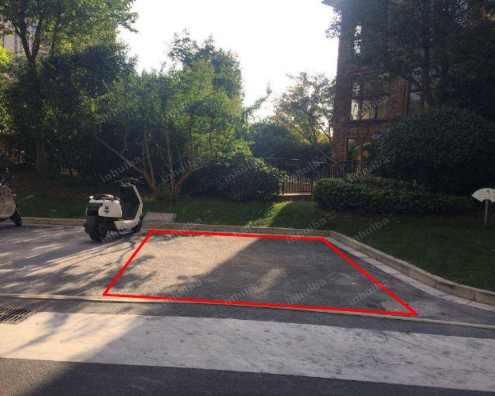 常州龙湖龙誉城尚品 - 大门内