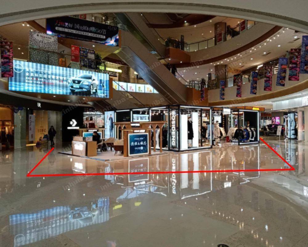 常州钟楼吾悦国际广场 - 一楼中庭