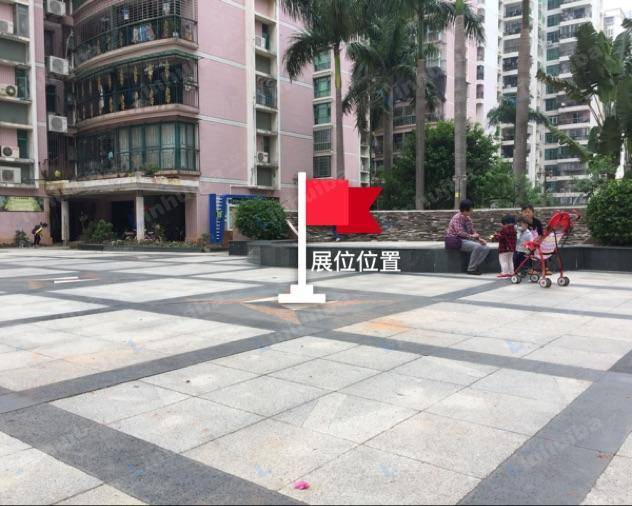 鹭江新城南区 - 正门广场喷泉前方