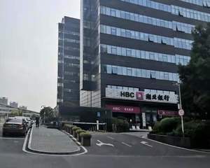 武汉东合中心E座 - 外广场