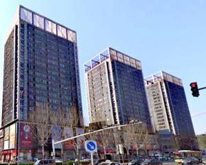 北京百联清城国际购物中心 - 二楼海澜之家店铺前
