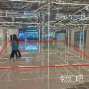 一层炫彩大厅