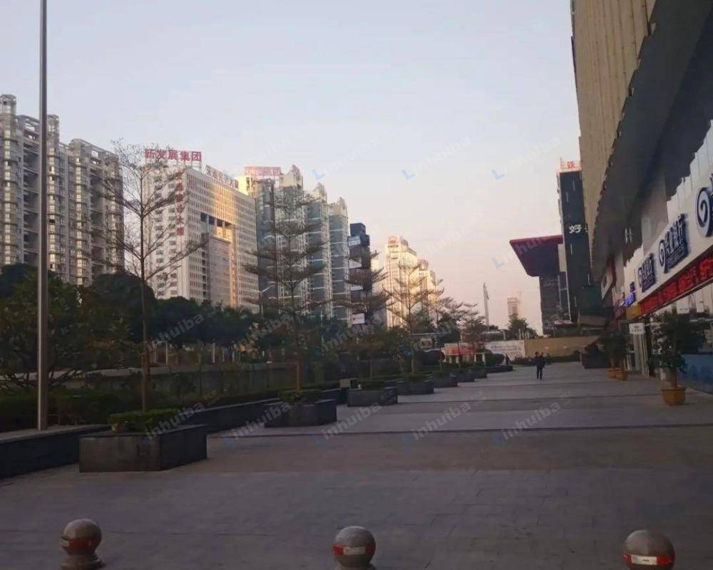 南宁三祺广场 - 外广场