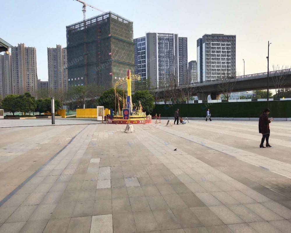 南京印象汇浦口店 - 西广场相册4