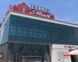 一层超市外连廊