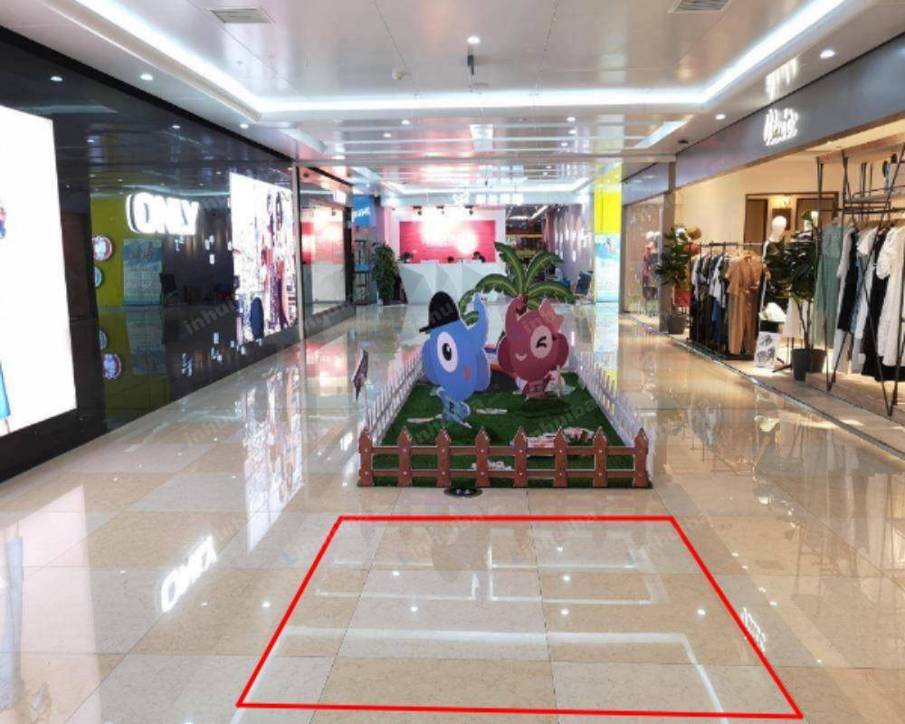 长沙万家丽广场 - 3楼中心通道