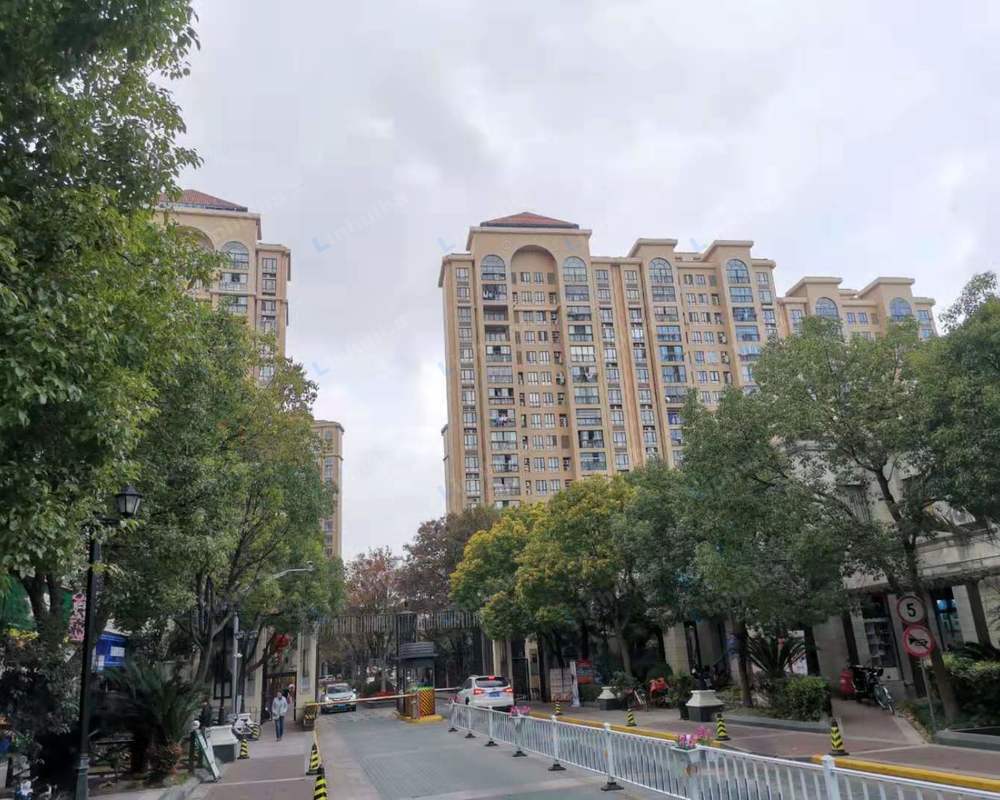 上海环球翡翠湾花园