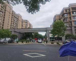 东门