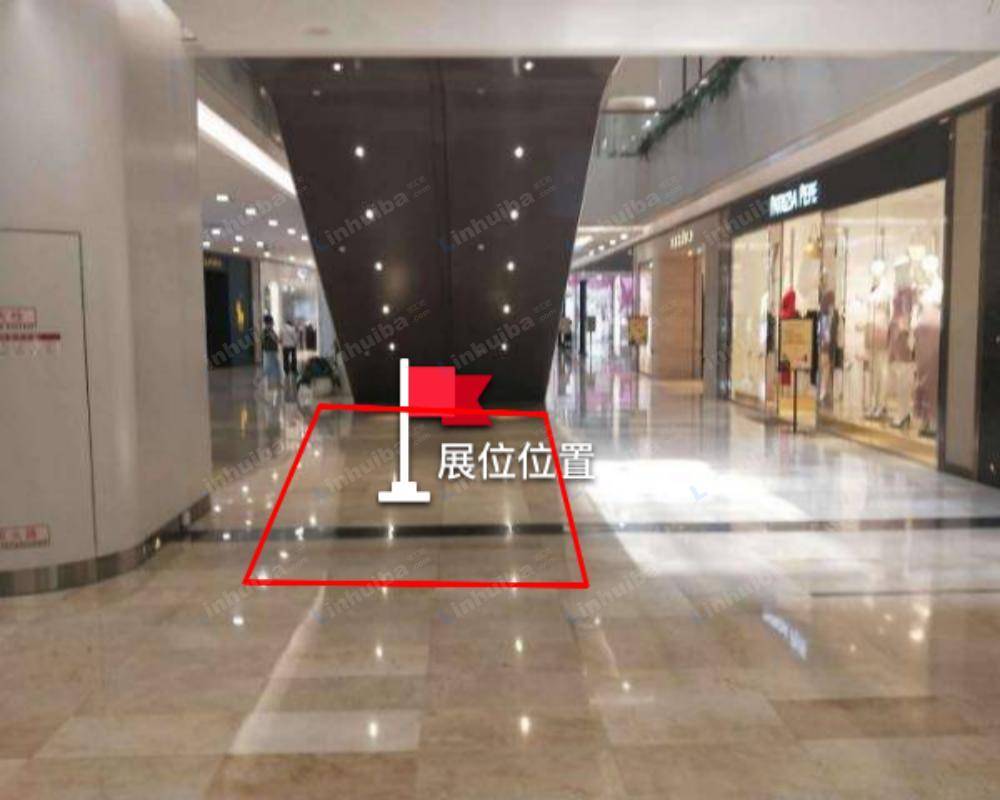 成都王府井科华店 - 商场处连廊