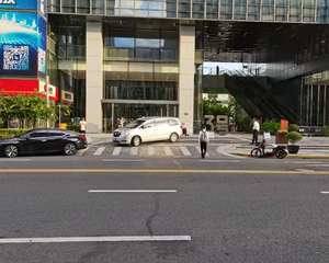 3号楼B1层外广场