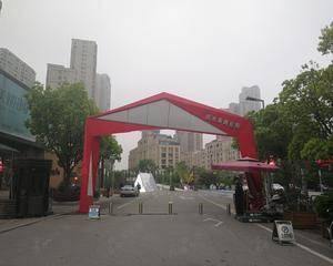 西水东商业街