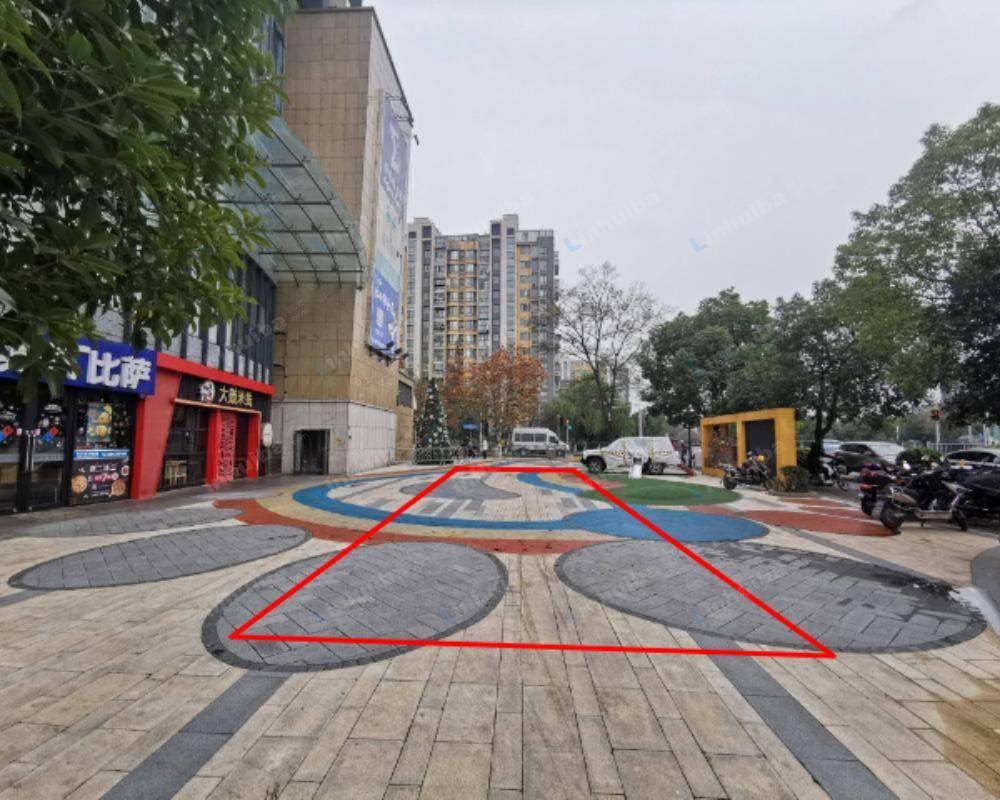 上海乐坊大华生活广场 - 外广场