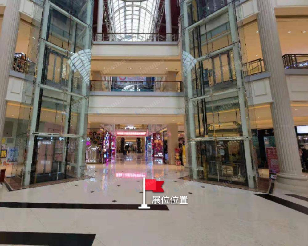 银川新华百货CCpark购物广场 - 一楼中庭
