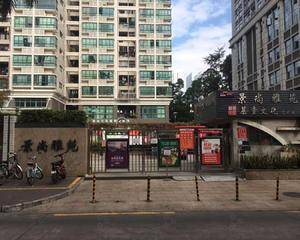 一楼小广场通道