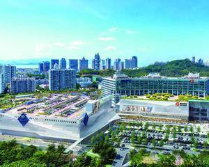 一层哈根达斯旁