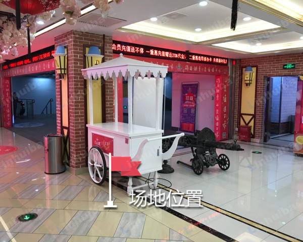 上海汇吃汇喝美食广场（外滩店） - B1层花车