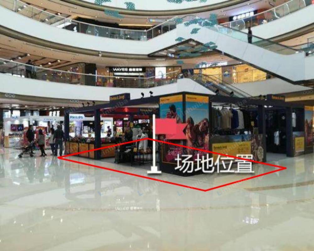 成都万达广场蜀都店 - 一层2号门大厅