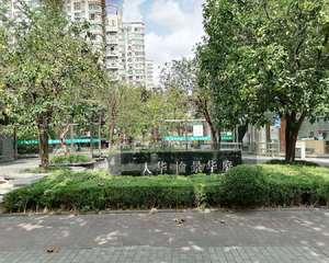 万泉路大门出入口（西门）