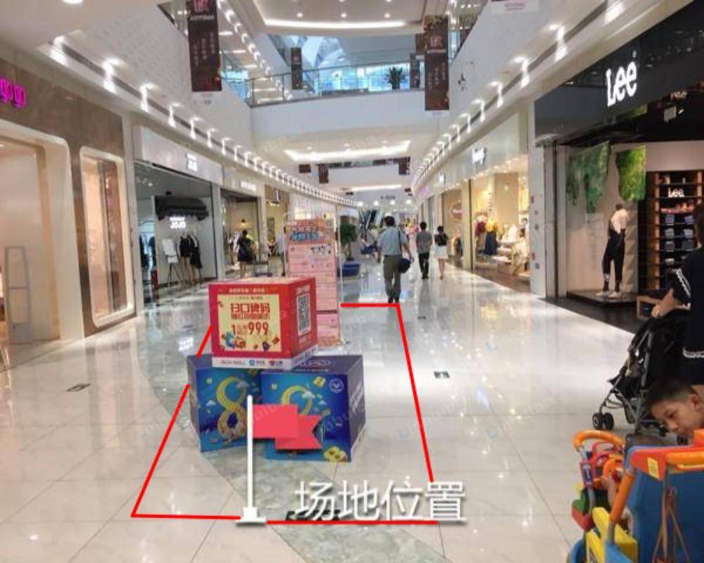 苏州市吴中区永旺梦乐城 - 走廊通道