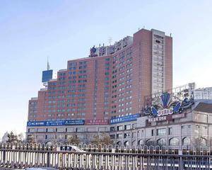 北京华宝大厦 - 4号楼大厅扶梯口