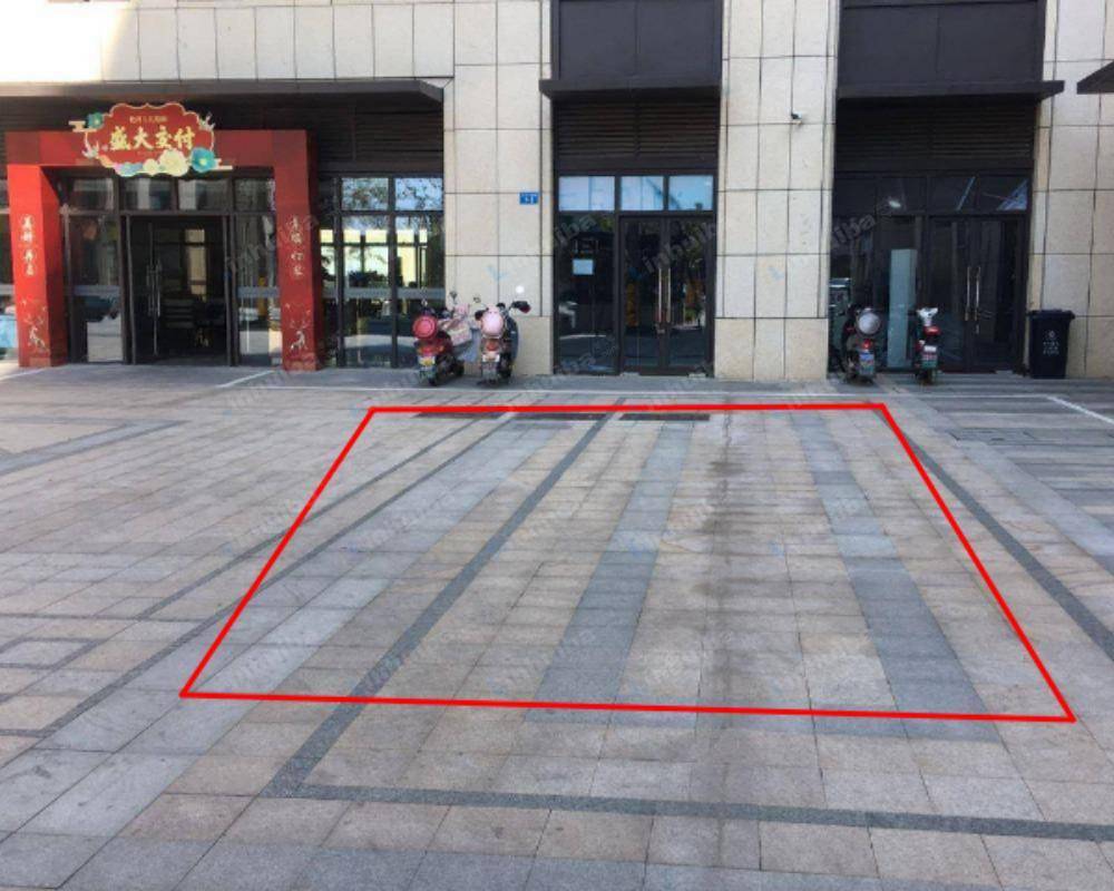 常州牡丹三江公园 - 大门外