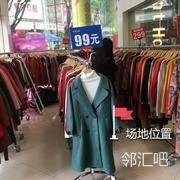 正门出入口一侧
