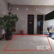 一楼大堂右侧