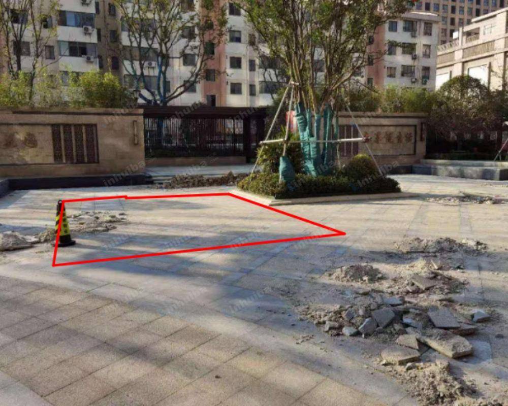 常州恒大御景 - 大门内