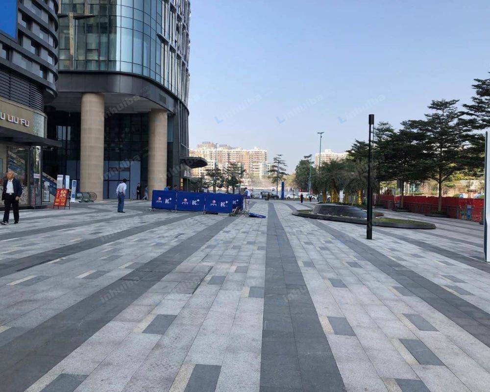 深圳勤诚达k 广场 - 外广场1