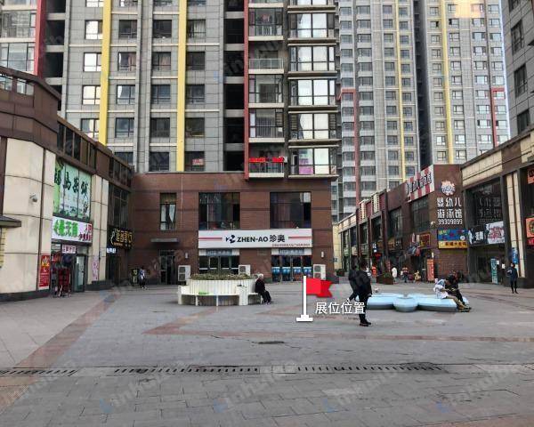 大连金州福佳新天地 - 北侧外广场