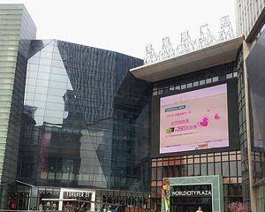 二楼环形走廊直达电梯口右侧