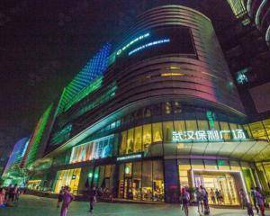 一楼耐克旁连廊