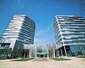 二楼食堂出入口处