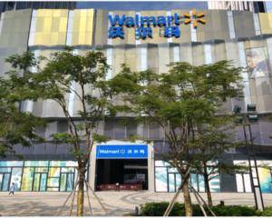 鱼你在一起酸菜鱼旁边