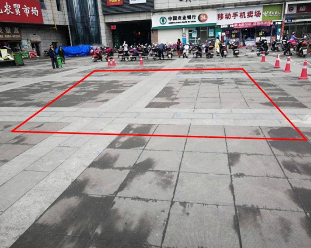 无锡华庄商业广场 - 1楼外广场