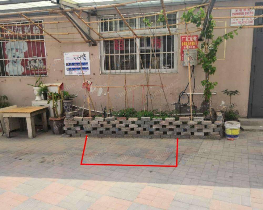 天津和悦馨苑 - 商店前面空地