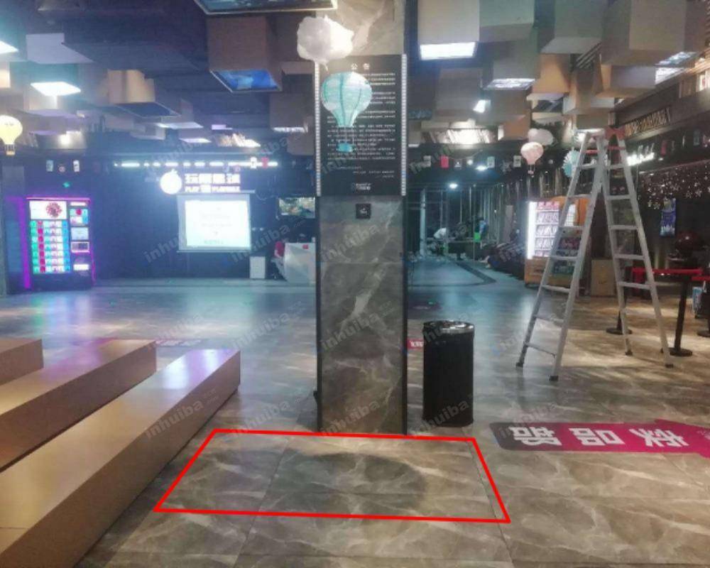 苏州几何影城韩国购物城店 - 吧台前方柱子处