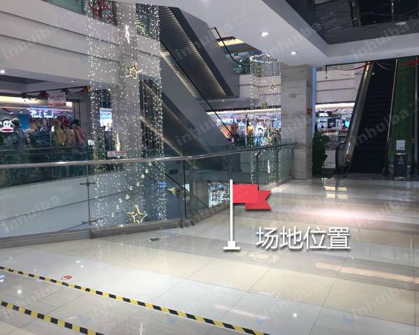 绍兴天虹（柯桥店） - 二楼扶梯口