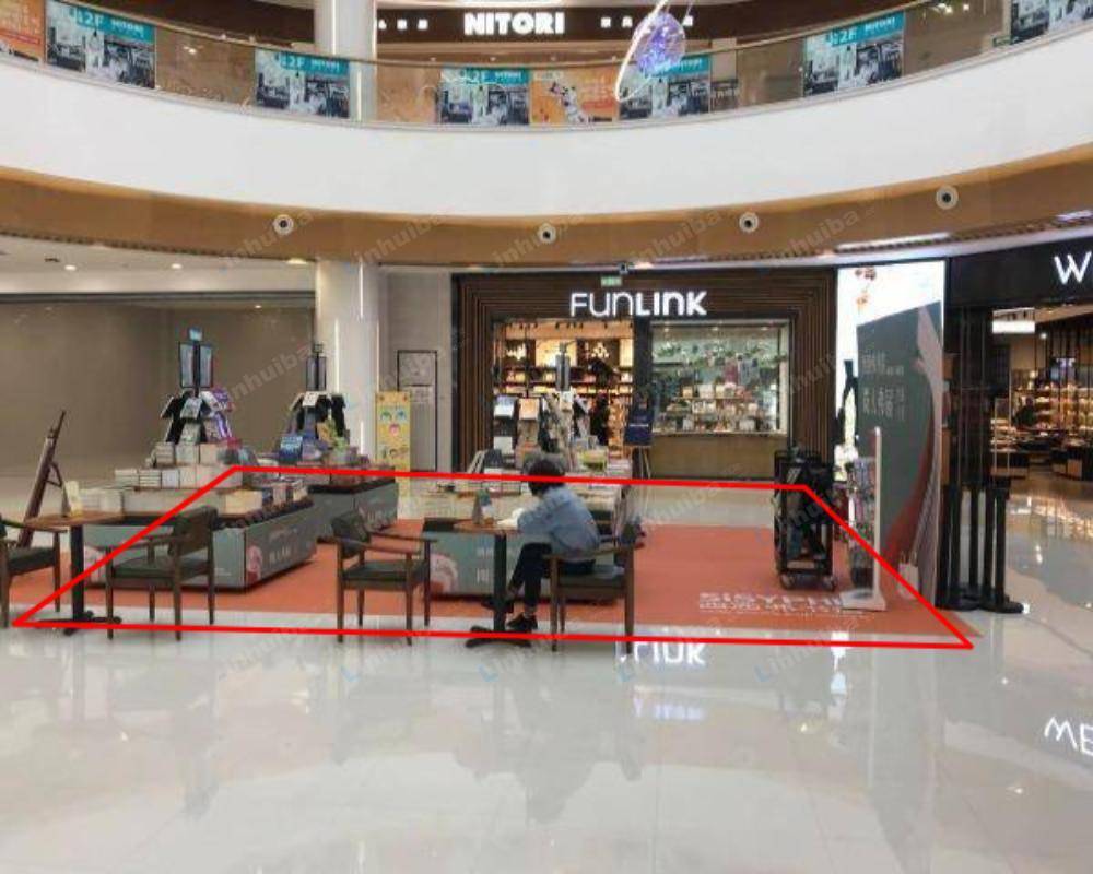 成都万达广场武侯店 - A区一层连廊