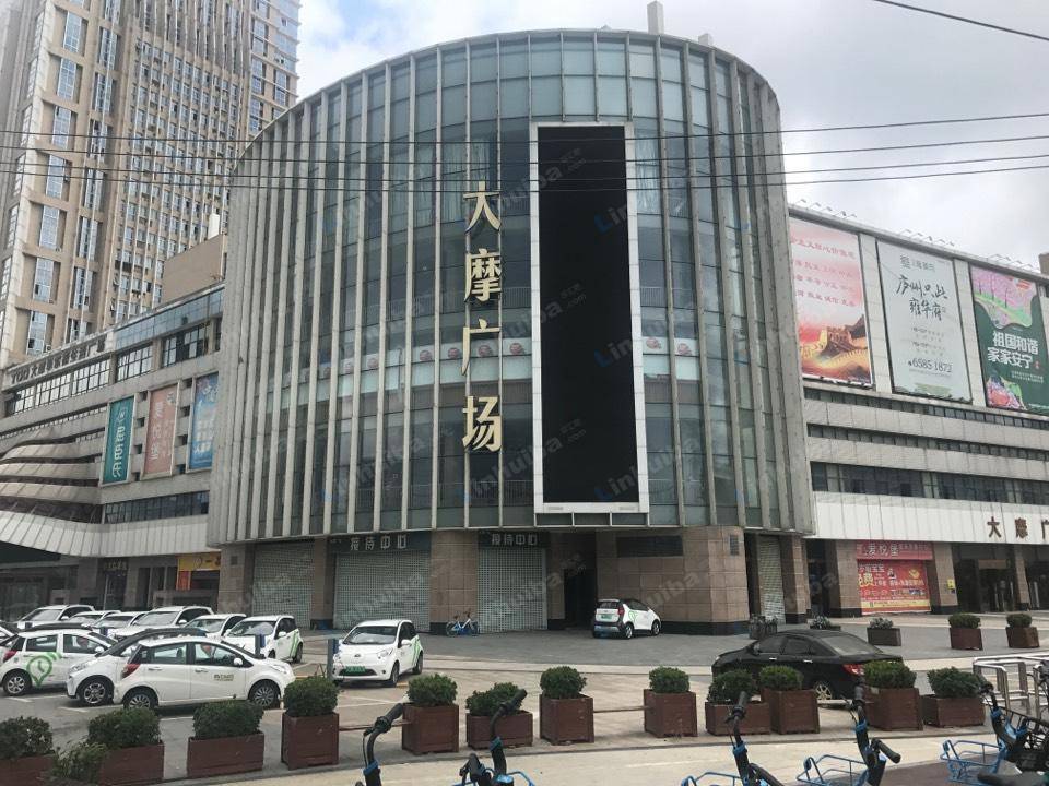 合肥大摩华尔街生活广场