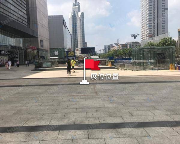 合肥之心城 - 一楼外广场
