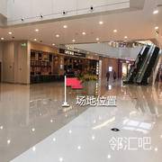 一层扶梯口
