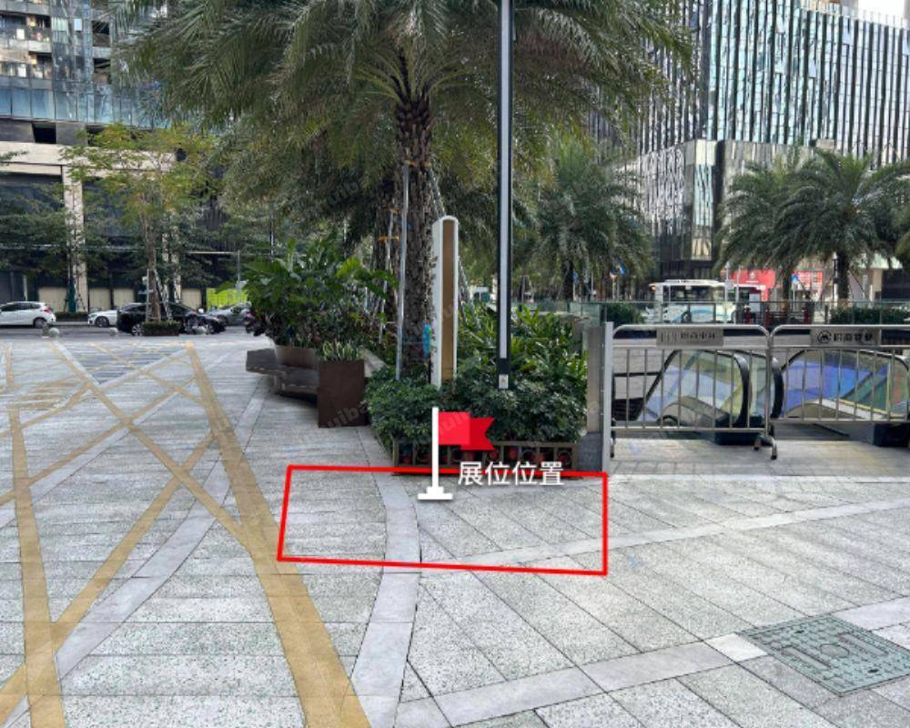 深圳永同昌招商中环广场 - 一楼扶手梯口