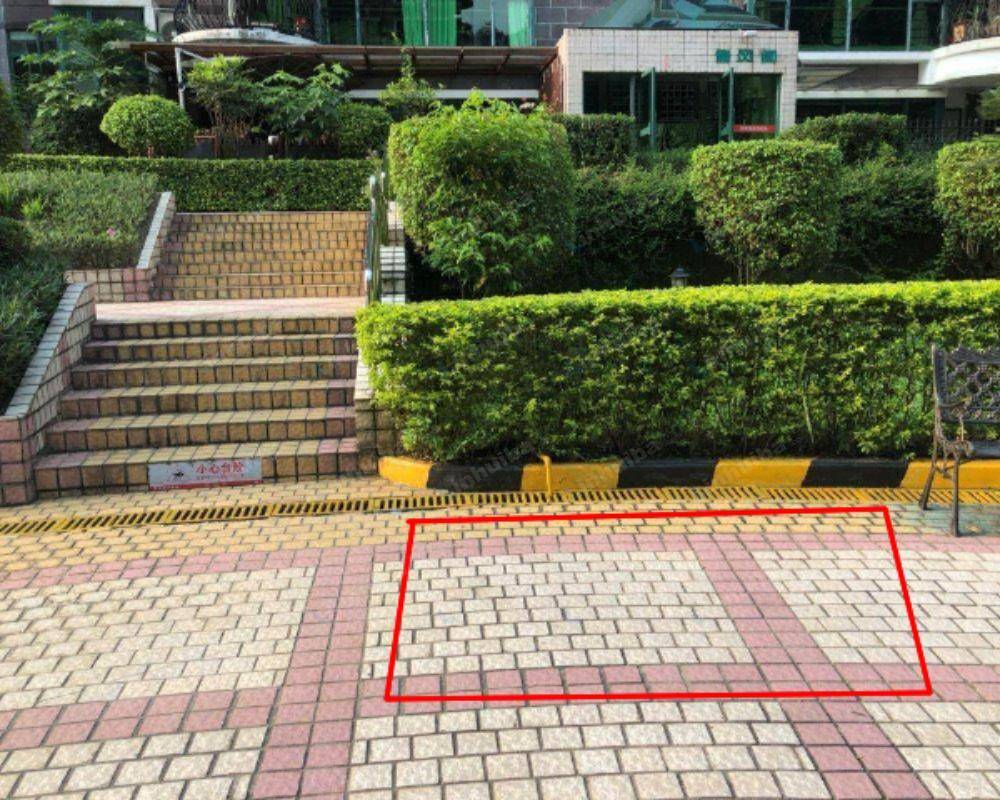 深圳市阳明山庄 - 小区广场