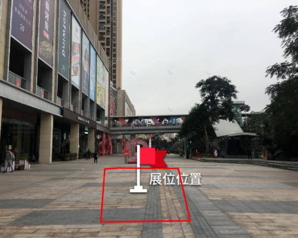 深圳布吉佳兆业广场 - 一楼外广场