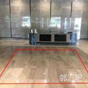 一层大堂安检口旁