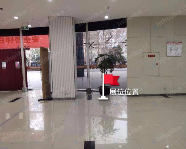南京全民健身中心 - 一楼主入口左侧